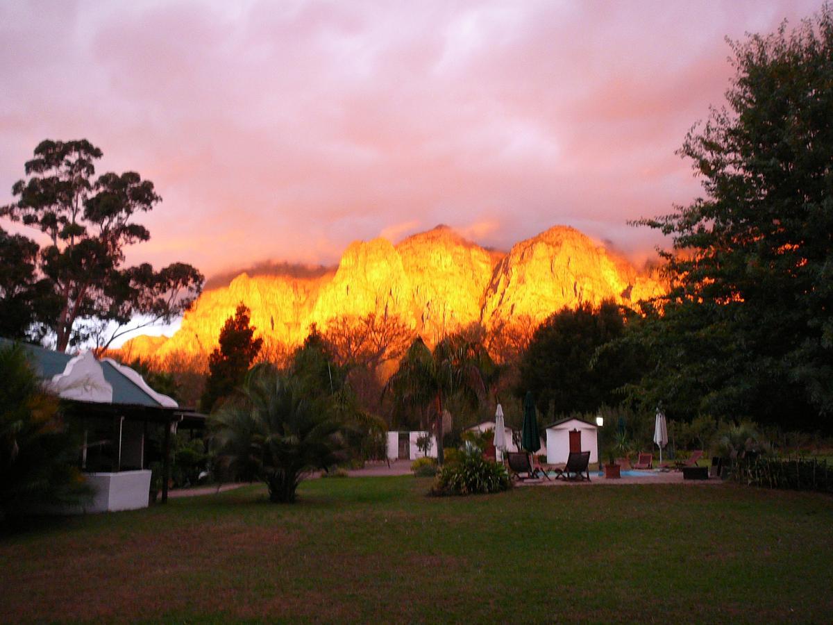 Orange-Ville Lodge&Guesthouse Stellenbosch Extérieur photo